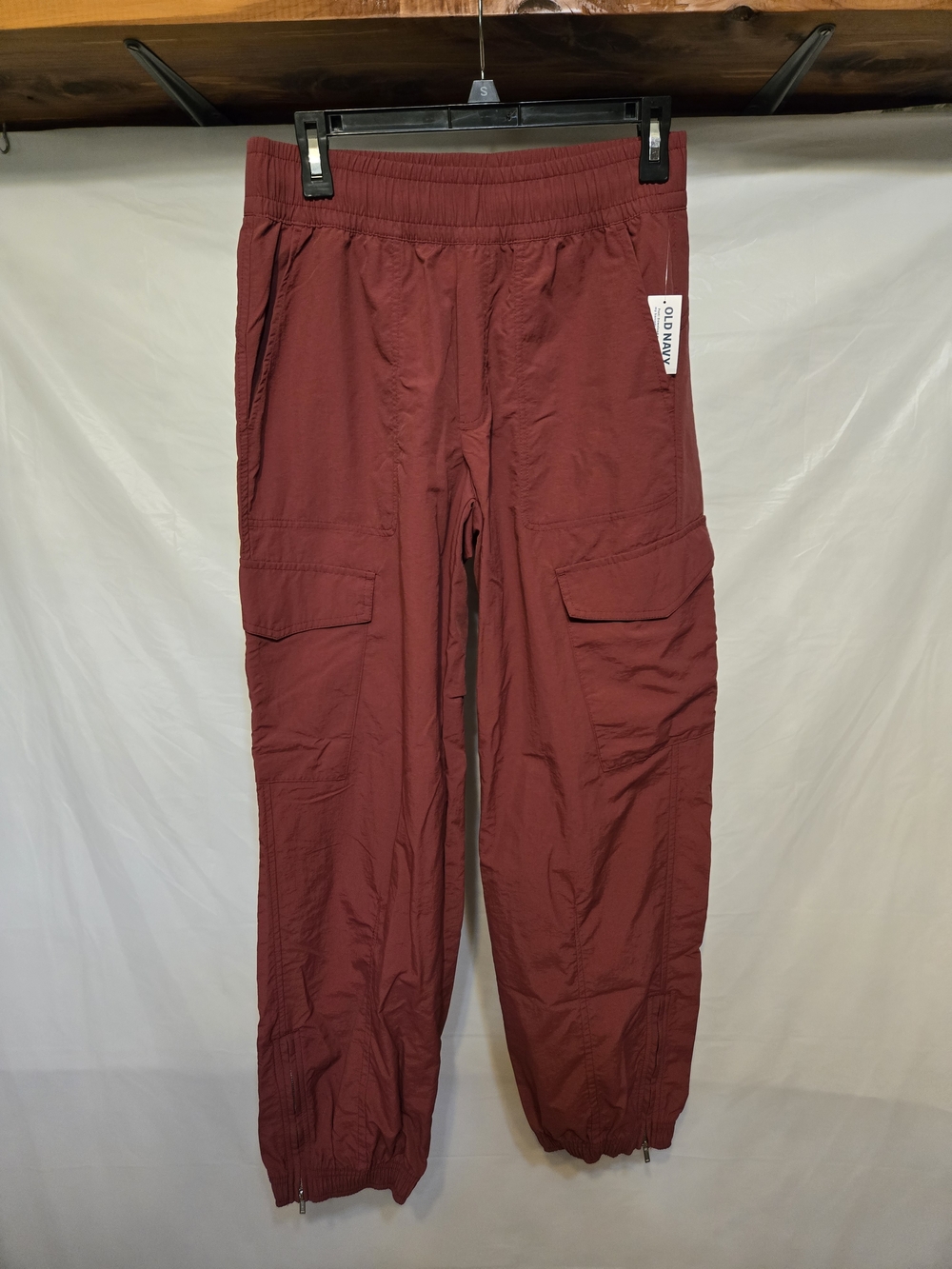 NWT- Old Navy Cargo Windbreaker Pants in Deep Burgundy